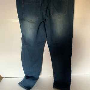 Women’s Dark Blue Denim Jeans Universal Thread Size 18 Button Fly Frayed Hem